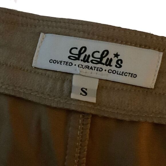 LULU’S Gimme Jive Beige Suede Midi Skirt w/ button closure, Size S - Picture 4 of 7